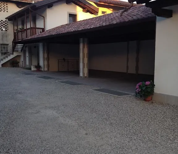 Farmstay Alloggio Cort Di Branc