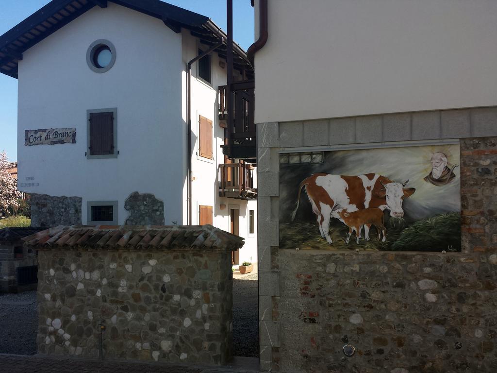 Cort Di Branc *